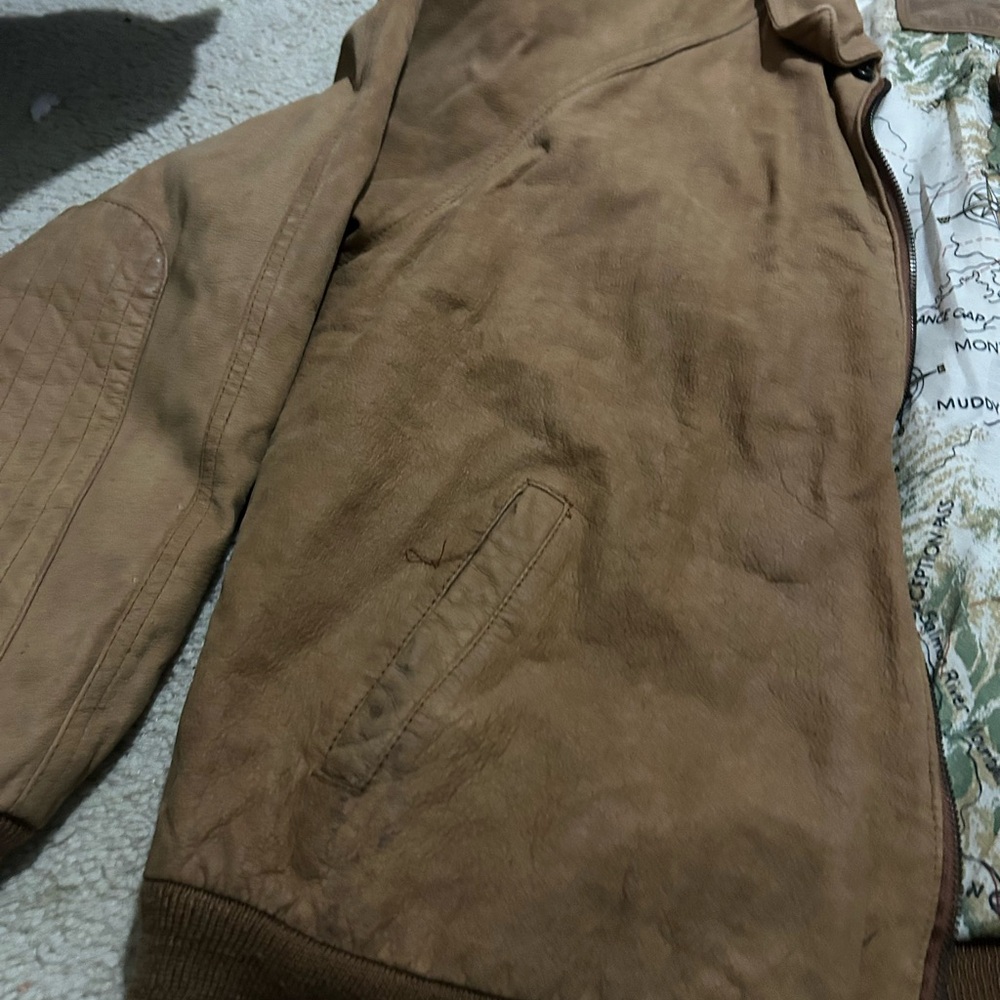 Jacket - Picture 2 of 10